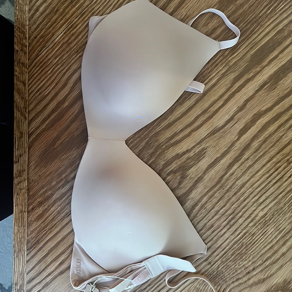 Skims bra 34D